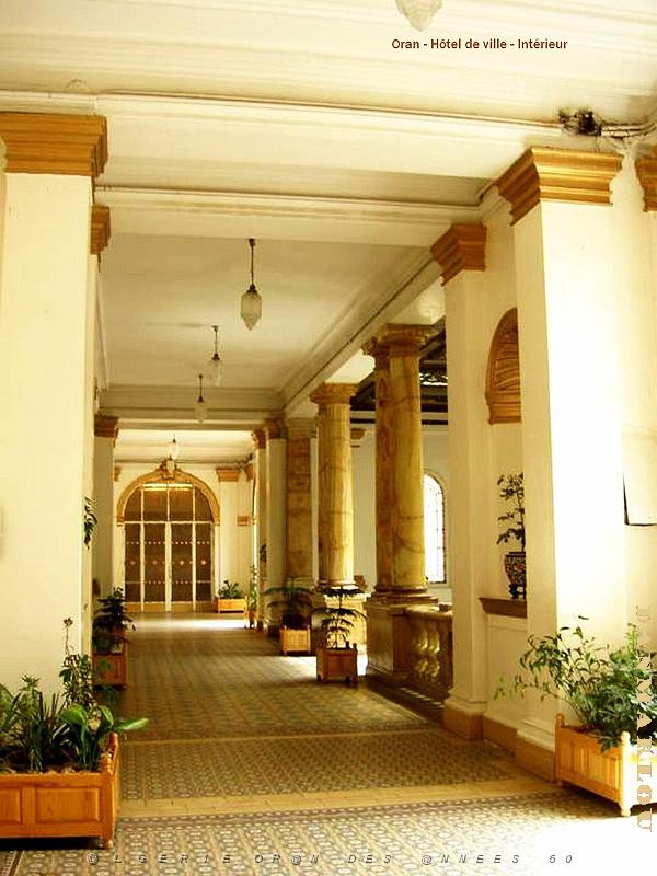 PA ba- 006- Hotel de ville- interieur.jpg